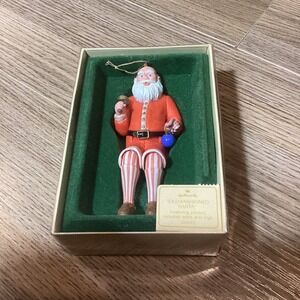Hallmark Old Fashioned Santa Keepsake Ornament Movable‎ Arms Legs 1983 Christmas